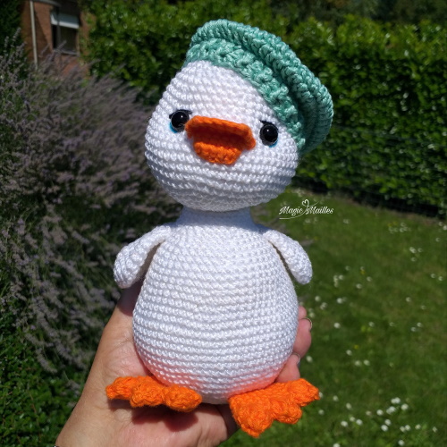 Adrien, le Canard Câlin